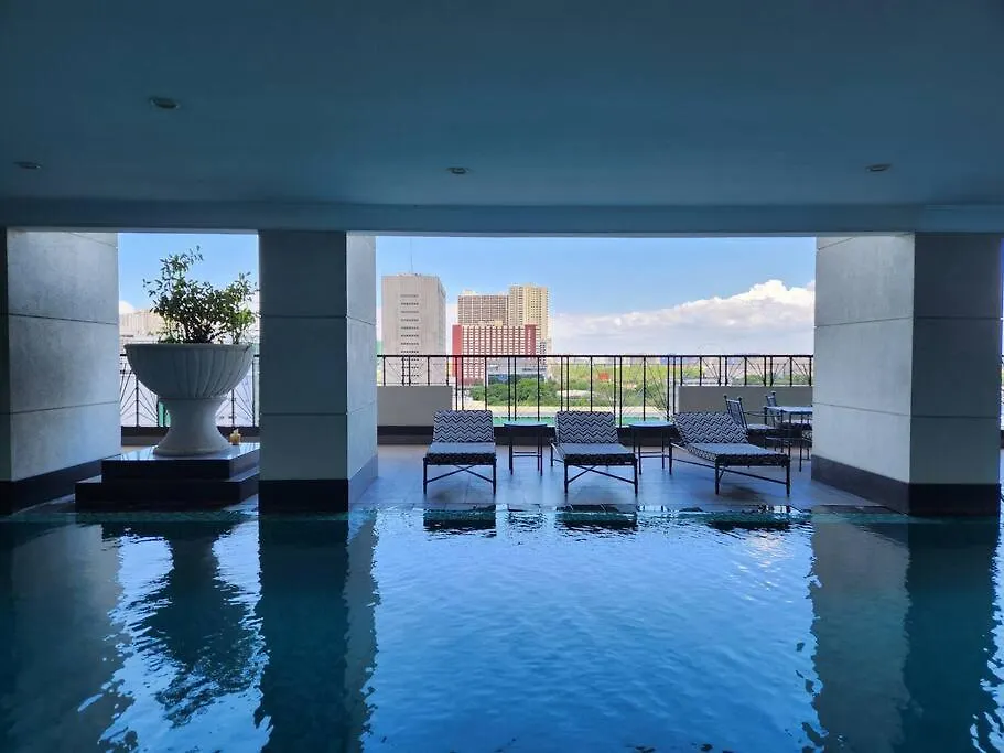 Apartment Stunning 1 Bedroom Manila Bay View Flat With Spacious Balcony