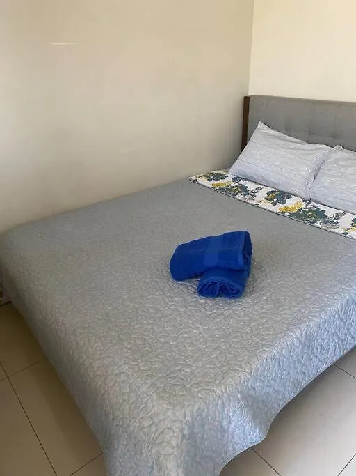 Stunning 1 Bedroom Manila Bay View Flat With Spacious Balcony