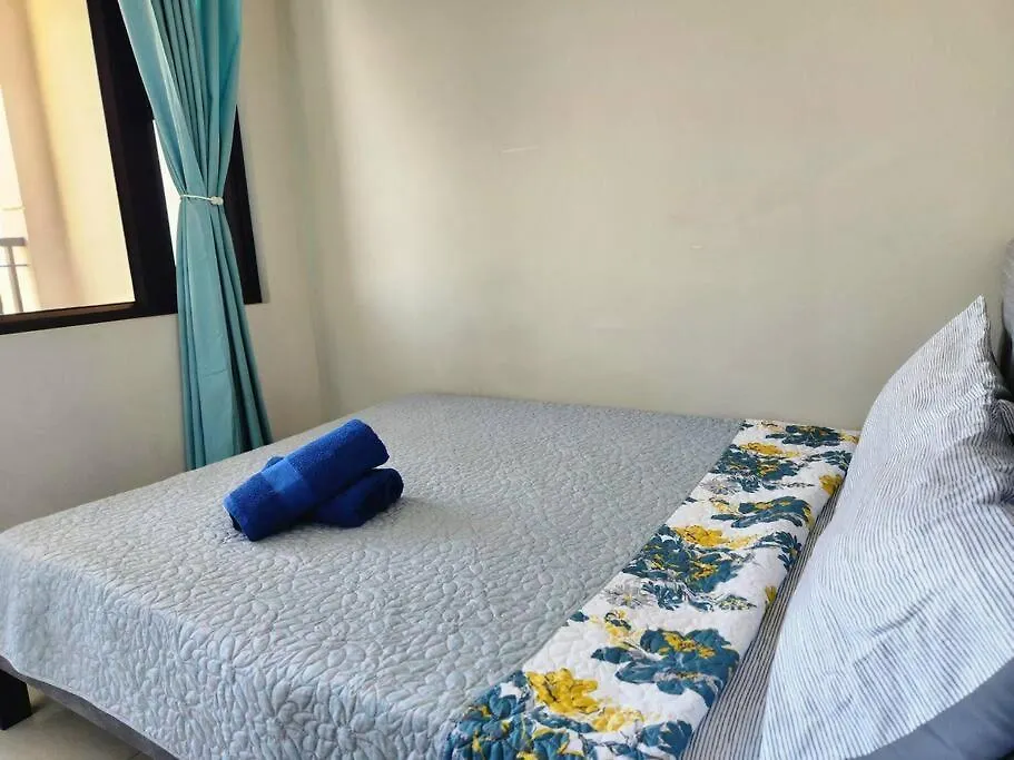 Stunning 1 Bedroom Manila Bay View Flat With Spacious Balcony Apartment